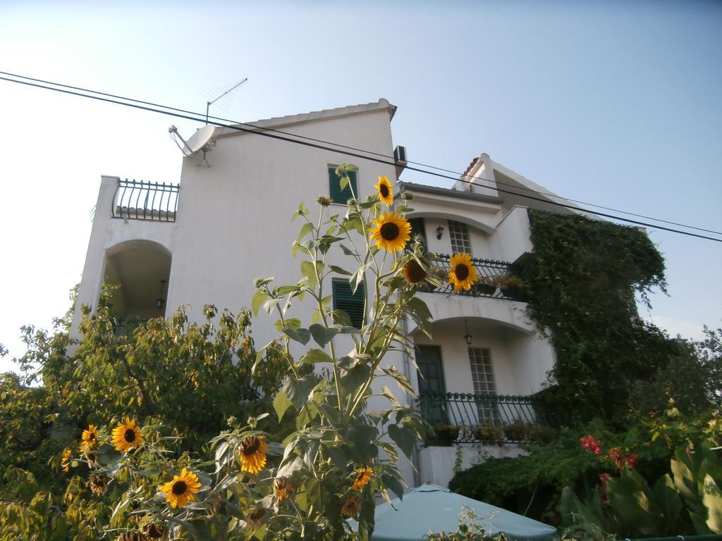 Apartments Nada Vodice Room photo